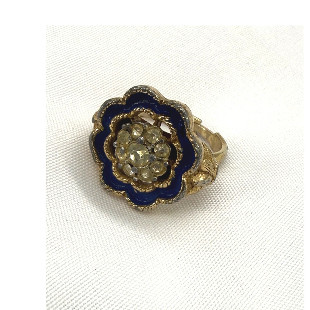 Kramer of New York Vintage Gold Tone Navy‎ Blue Enamel Rhinestone Flower Ring